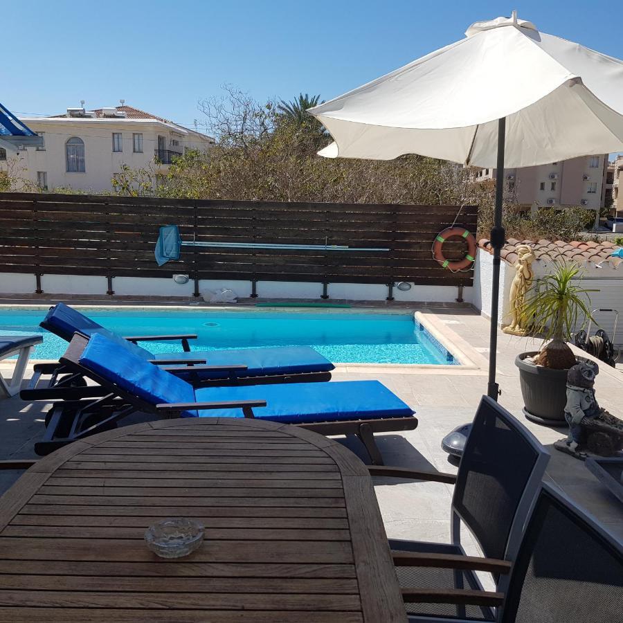 شقة Peaceful Townhouse With Private Pool Near The Sea بافوس المظهر الخارجي الصورة