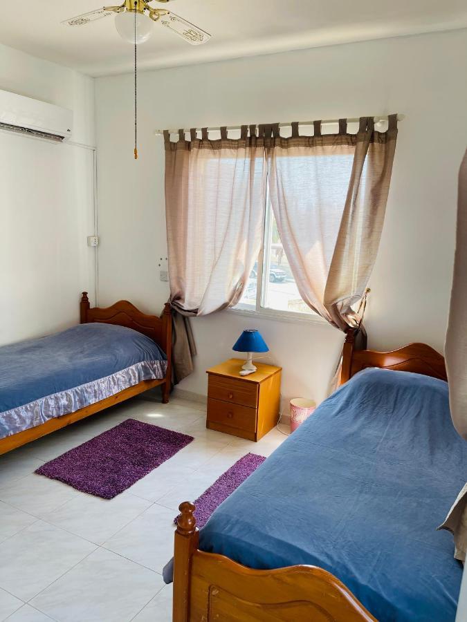 شقة Peaceful Townhouse With Private Pool Near The Sea بافوس المظهر الخارجي الصورة