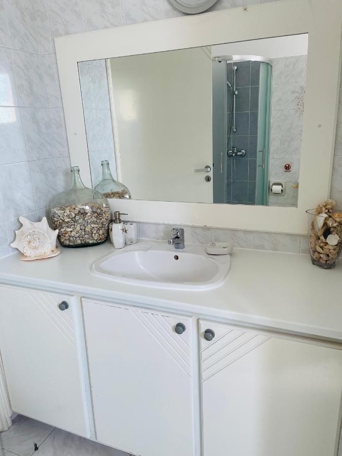 شقة Peaceful Townhouse With Private Pool Near The Sea بافوس المظهر الخارجي الصورة
