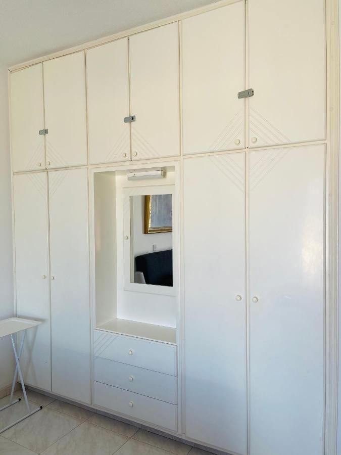 شقة Peaceful Townhouse With Private Pool Near The Sea بافوس المظهر الخارجي الصورة
